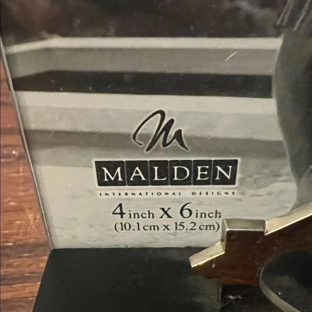 Malden Black and Silver Heart Family Frame